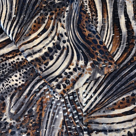 LAURA ASHLEY Woman Size 1X Lightweight Zippered Jacket - Picture 13 of 13